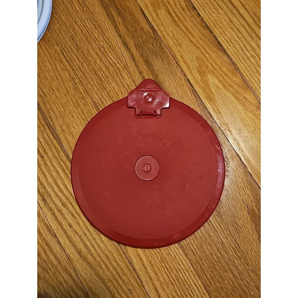Vintage Tupperware Replacement Red Mix-N-Store Lid Seal 696 w Pour Spout 697 7